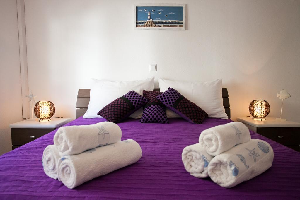 Mediterranea With Heated Pool Pisak